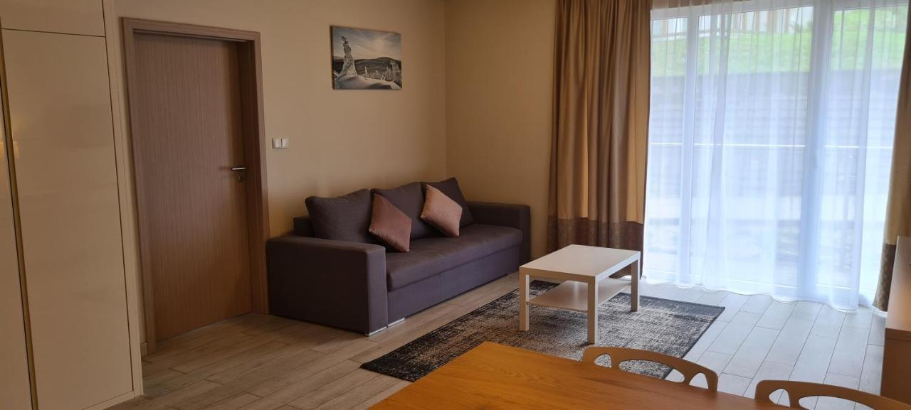 Apartment Czarna Gora Is17